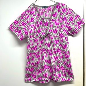 Bannock Court Zebra Heart Scrub Top